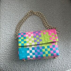 Vibrant Checkered Shoulder Bag 
Materials: Recycled Plastic handmade